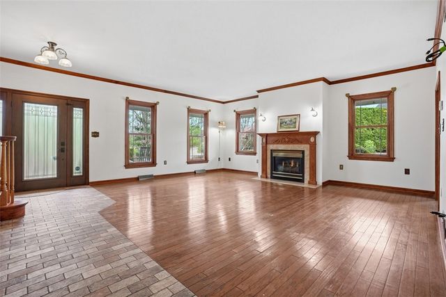 750 Adele Dr, North Huntingdon, PA 15642