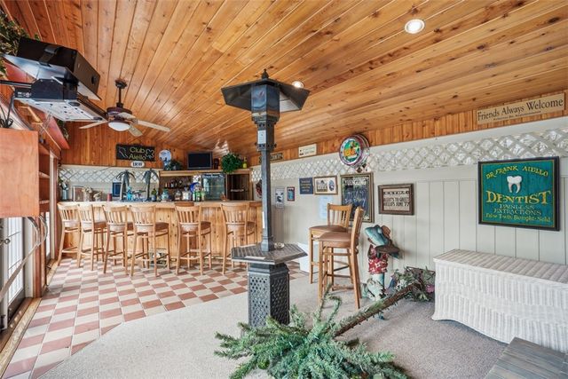 750 Adele Dr, North Huntingdon, PA 15642