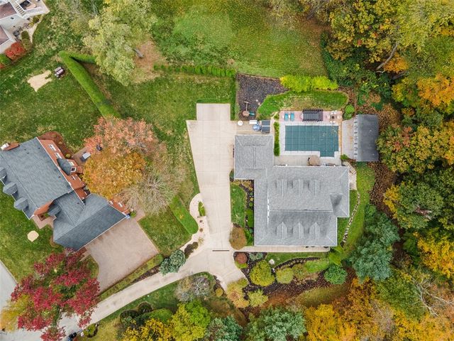 750 Adele Dr, North Huntingdon, PA 15642