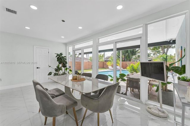 1446 Scott St, Hollywood, FL 33020