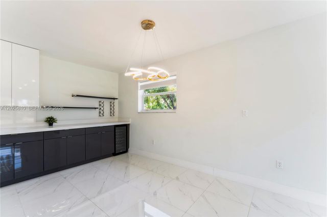 1446 Scott St, Hollywood, FL 33020