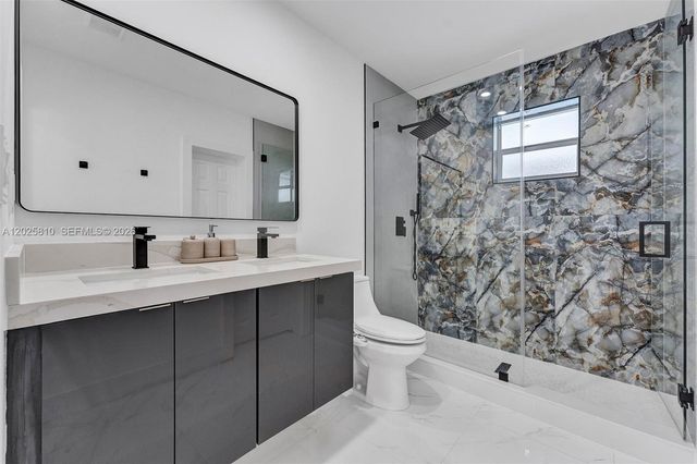 1446 Scott St, Hollywood, FL 33020