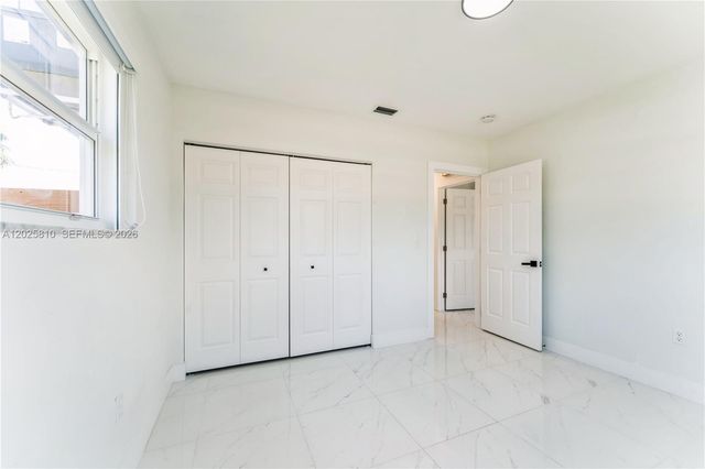 1446 Scott St, Hollywood, FL 33020