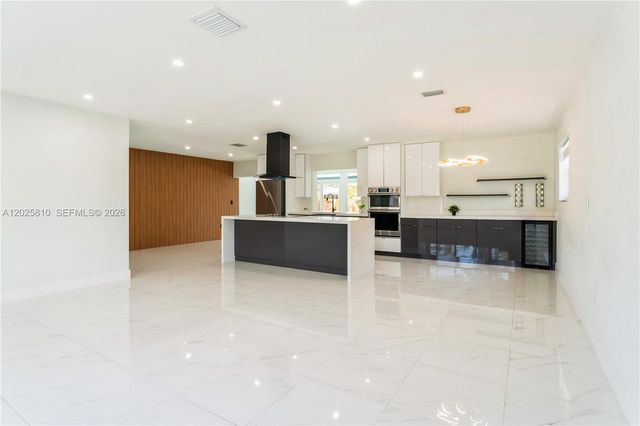 1446 Scott St, Hollywood, FL 33020