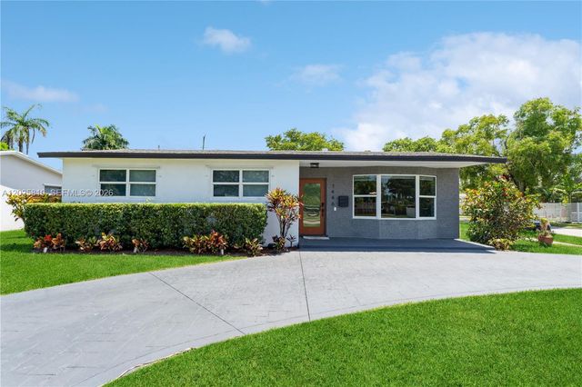 1446 Scott St, Hollywood, FL 33020