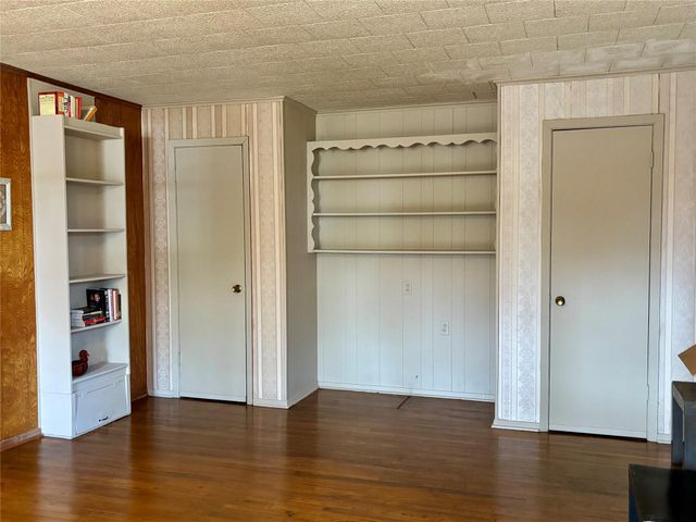 504 E Bell Avenue, Crockett, TX 75835