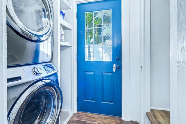 3218 7TH STREET N, St Petersburg, FL 33704