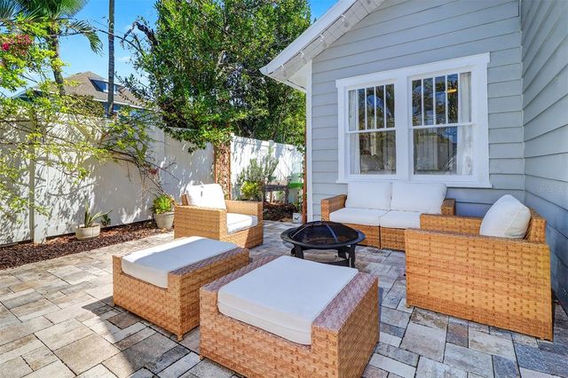 3218 7TH STREET N, St Petersburg, FL 33704