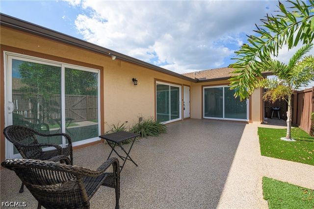 17334 Birchwood LN, Fort Myers, FL 33908