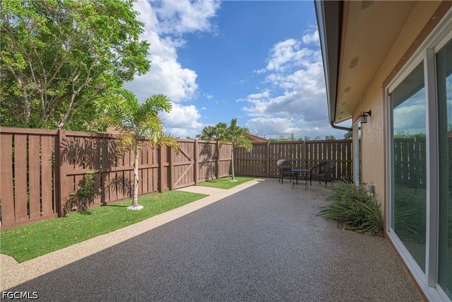 17334 Birchwood LN, Fort Myers, FL 33908