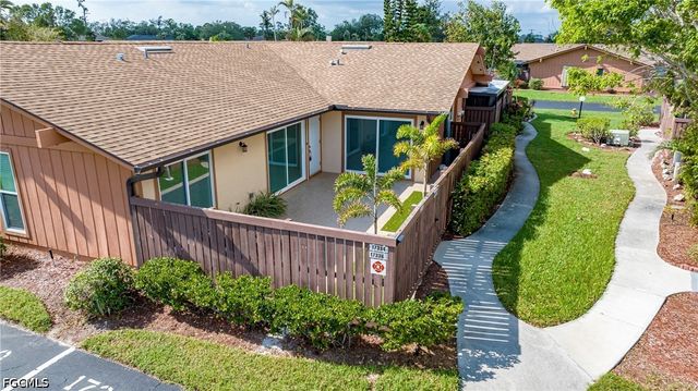 17334 Birchwood LN, Fort Myers, FL 33908