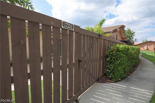 17334 Birchwood LN, Fort Myers, FL 33908