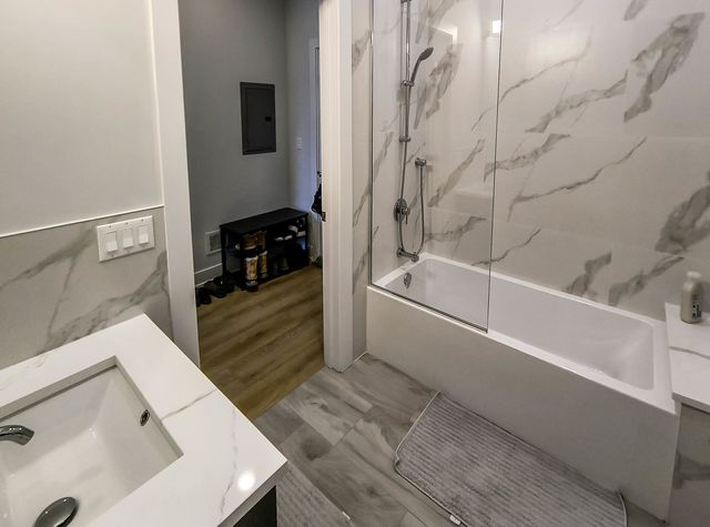 2924 W Medill Avenue 206, Chicago, IL 60647