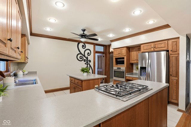 432 N Swope Street, Greenfield, IN 46140
