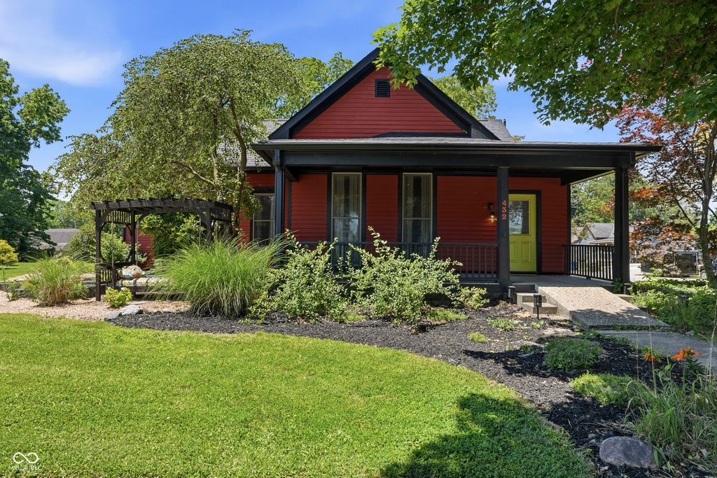 432 N Swope Street, Greenfield, IN 46140