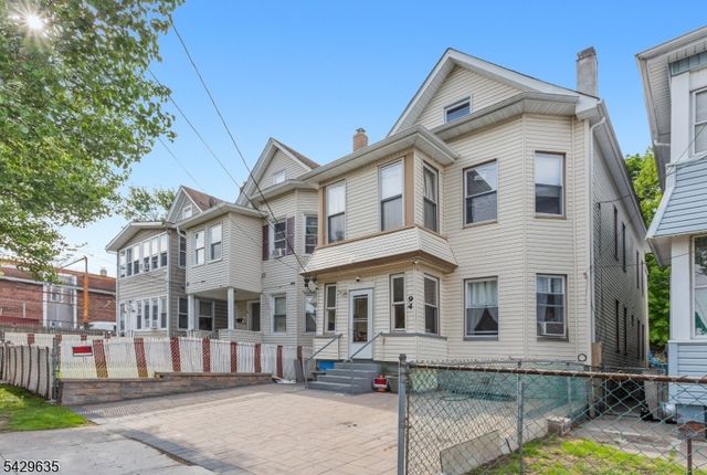 94 Summer St, Passaic City, NJ 07055
