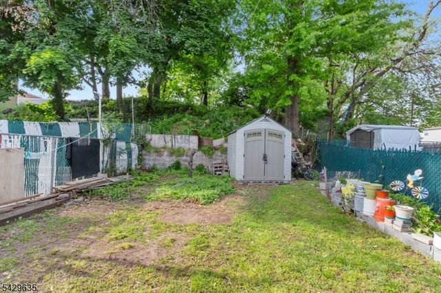 94 Summer St, Passaic City, NJ 07055