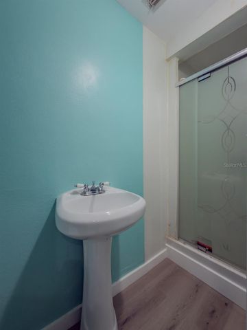 4008 OAK LIMB, Tampa, FL 33614