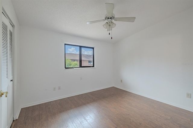 4008 OAK LIMB, Tampa, FL 33614