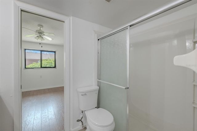 4008 OAK LIMB, Tampa, FL 33614