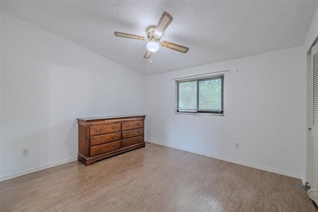 4008 OAK LIMB, Tampa, FL 33614