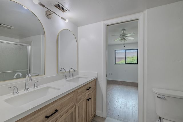 4008 OAK LIMB, Tampa, FL 33614