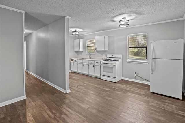 801 Campbell Acres Road, Cleveland, TX 77328