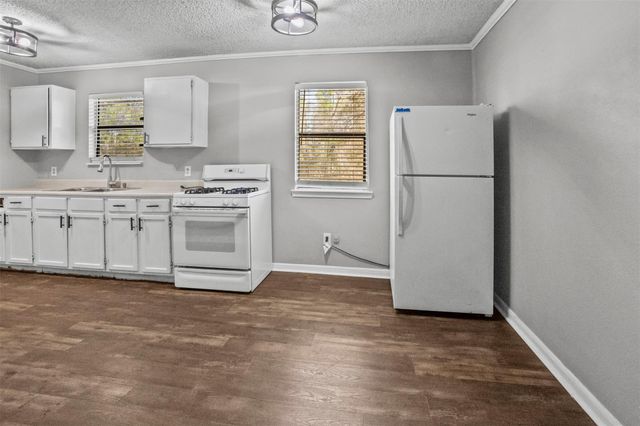 801 Campbell Acres Road, Cleveland, TX 77328