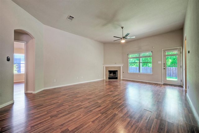 400 Pheasant RDG, Round Rock, TX 78665