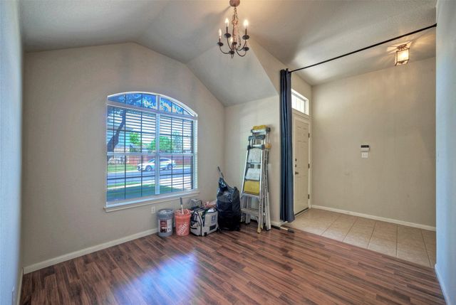 400 Pheasant RDG, Round Rock, TX 78665