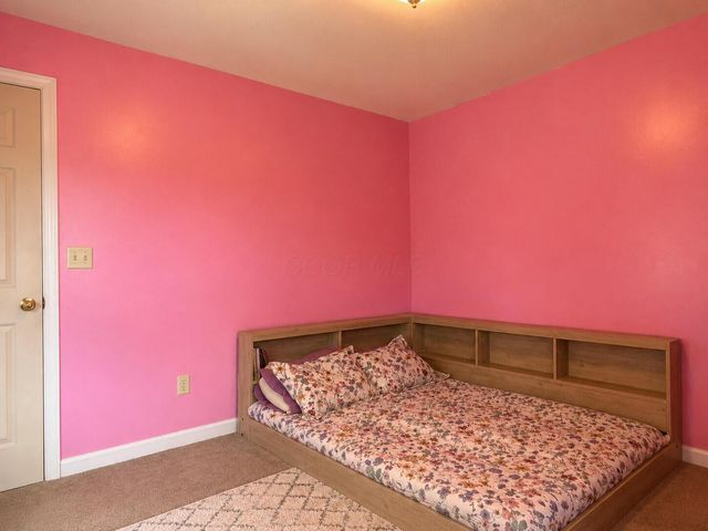 54 Winesap Court, Howard, OH 43028