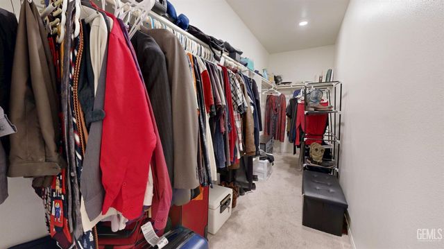 10217 Spanish Moss Drive, Bakersfield, CA 93306