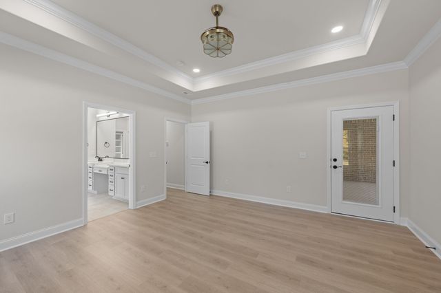 21 Hancock Branch Dr, Fayetteville, TN 37334