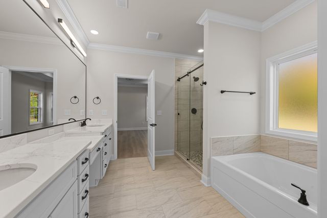 21 Hancock Branch Dr, Fayetteville, TN 37334