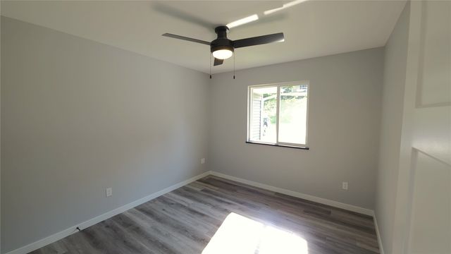 1413 13th Avenue, Belle Plaine, IA 52208