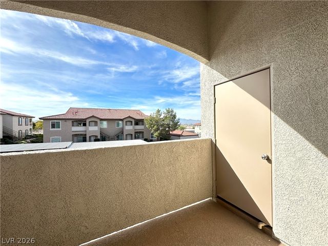 2305 West Horizon Ridge Parkway 522, Henderson, NV 89052
