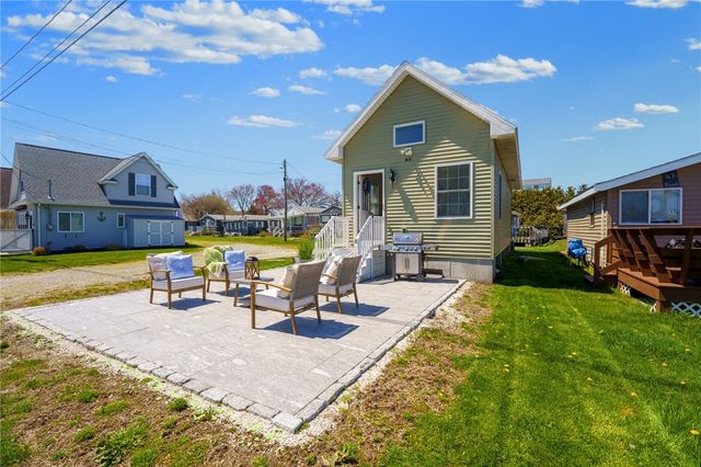 64 Burnside Avenue, Narragansett, RI 02882