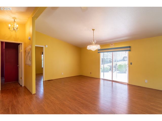 133 BRENDA Pl, Canyonville, OR 97417