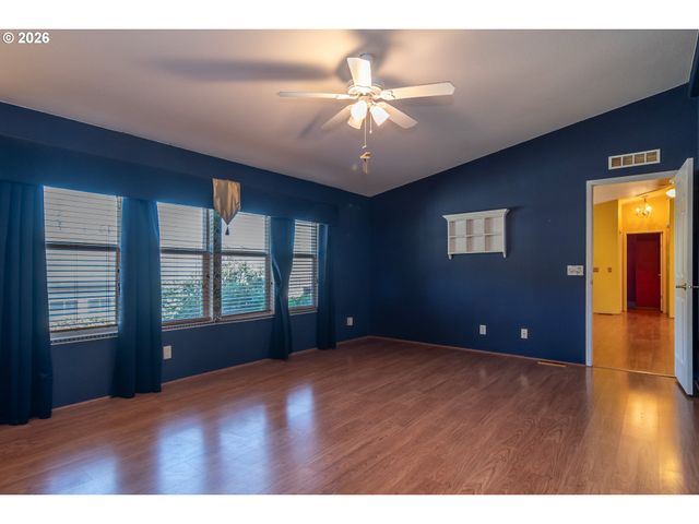 133 BRENDA Pl, Canyonville, OR 97417