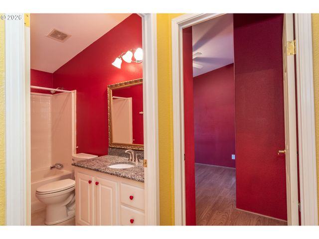 133 BRENDA Pl, Canyonville, OR 97417
