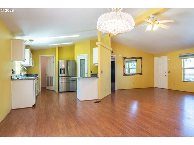 133 BRENDA Pl, Canyonville, OR 97417