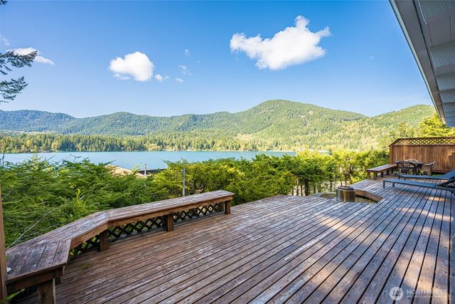 42 Storman Place, Port Angeles, WA 98363