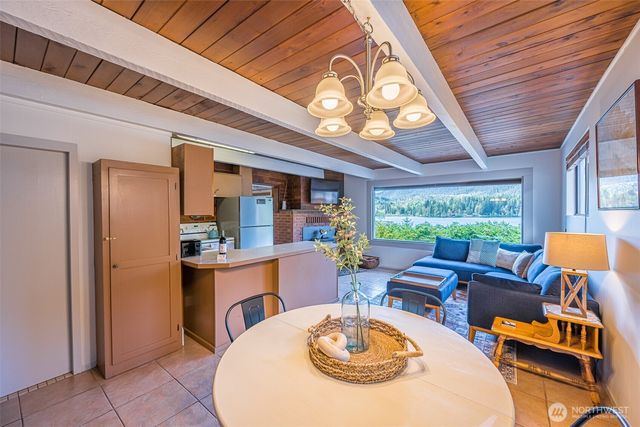 42 Storman Place, Port Angeles, WA 98363
