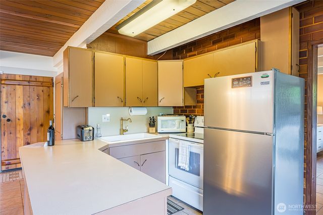 42 Storman Place, Port Angeles, WA 98363