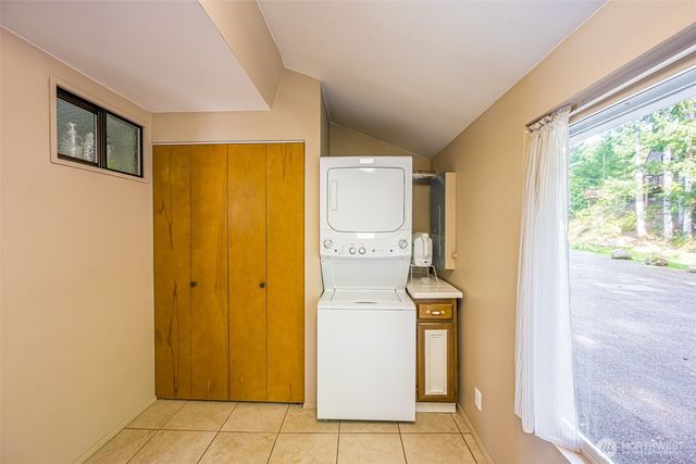 42 Storman Place, Port Angeles, WA 98363