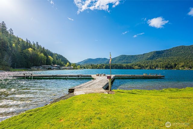 42 Storman Place, Port Angeles, WA 98363