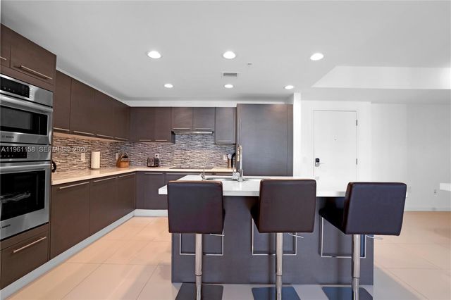 7751 NW 107th Ave 509, Doral, FL 33178