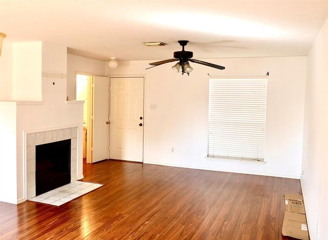 1319 Hollowood Lane, Missouri City, TX 77489