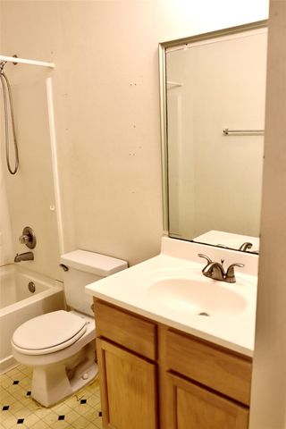 1319 Hollowood Lane, Missouri City, TX 77489