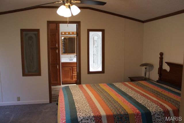 124 New Hope Road, Elsberry, MO 63343